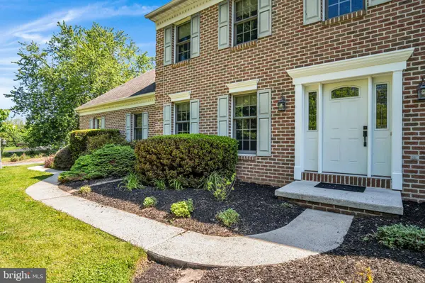 114 FOXFIRE LN, Lewisberry, PA 17339