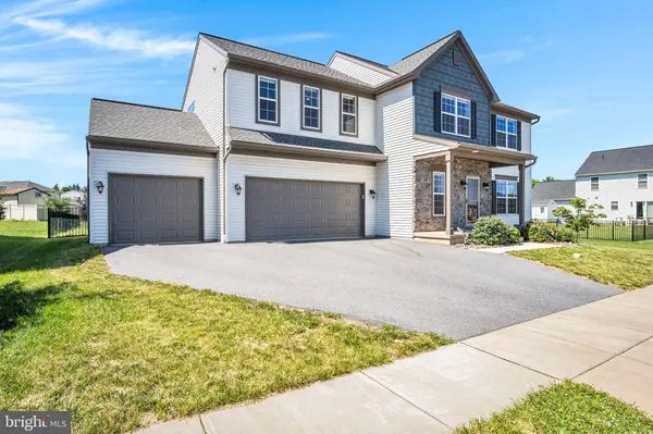 223 WRIGHT DR, Mechanicsburg, PA 17055