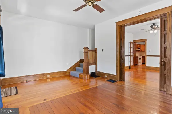 24 E COOVER ST, Mechanicsburg, PA 17055
