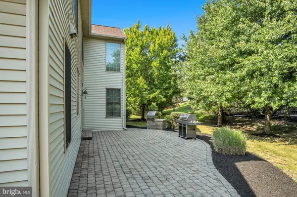 1135 WINDSOR RD, Mechanicsburg, PA 17050