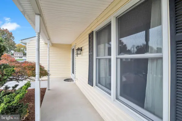 2417 CLOVER DR, Mechanicsburg, PA 17055