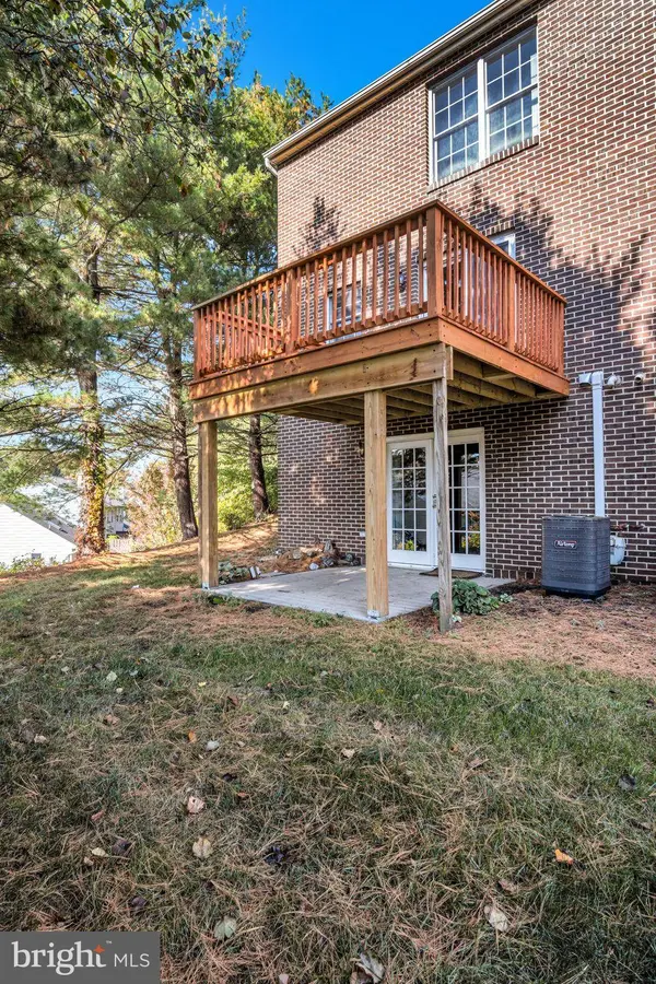 1062 TUNBERRY CT, Mechanicsburg, PA 17050