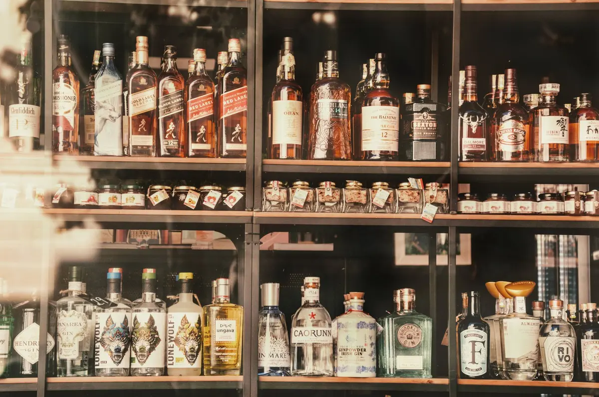 liquor-store-interior