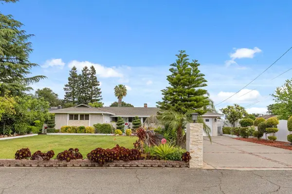 2818 Clark AVE, Carmichael, CA 95608