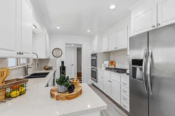 2818 Clark AVE, Carmichael, CA 95608