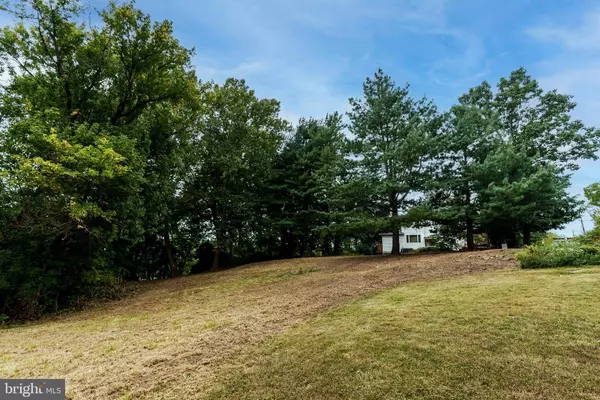 120 1ST AVE, Glendora, NJ 08029