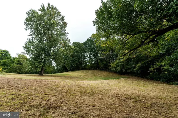 120 1ST AVE, Glendora, NJ 08029