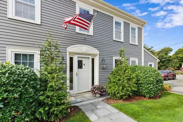 48 Lowell St, Lexington, MA 02420