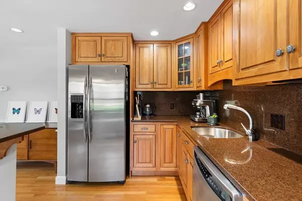 1505 Massachusetts Ave #6, Lexington, MA 02420