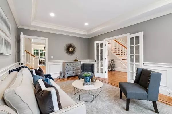 107 Kendall Rd, Lexington, MA 02421