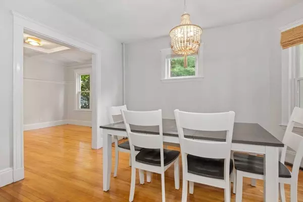 15 Mount Vernon St #1, Arlington, MA 02476