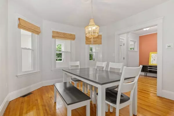 15 Mount Vernon St #1, Arlington, MA 02476