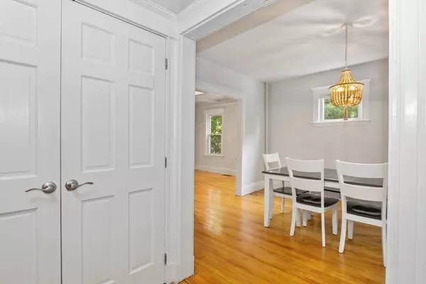 15 Mount Vernon St #1, Arlington, MA 02476
