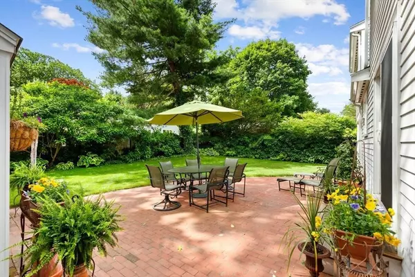 11 Nichols Road, Lexington, MA 02420