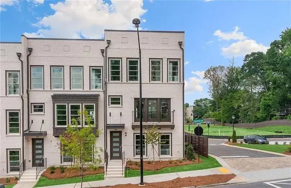545 Whitlox RD NW, Atlanta, GA 30318
