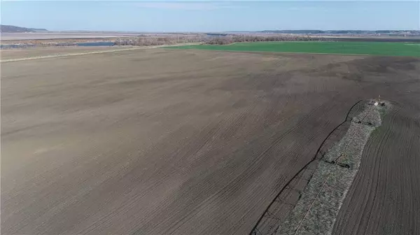 Holt 130 RD, Craig, MO 64437