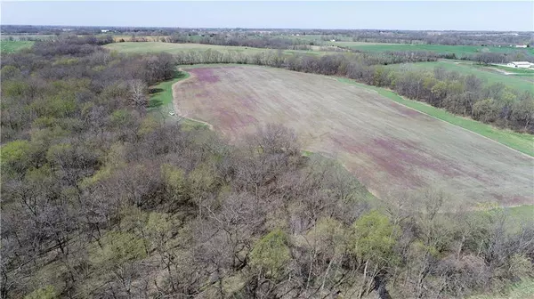 U HWY, Hamilton, MO 64644