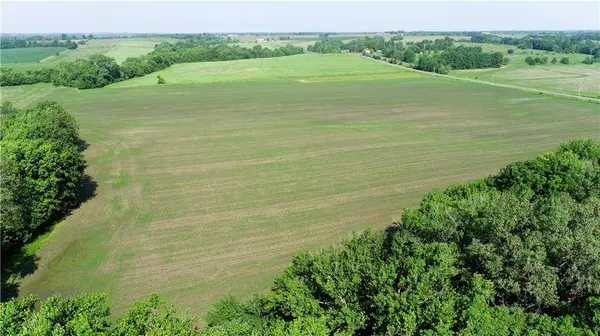 T HWY, Pattonsburg, MO 64670