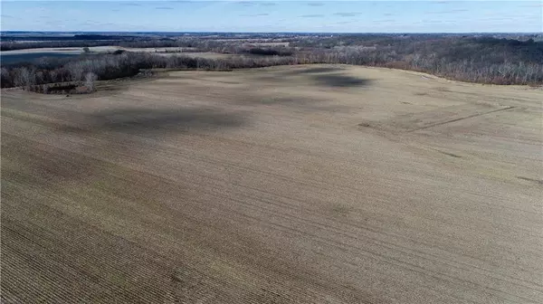 CR 292 RD, Carrollton, MO 64633