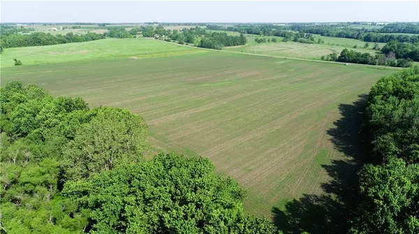 T HWY, Pattonsburg, MO 64670