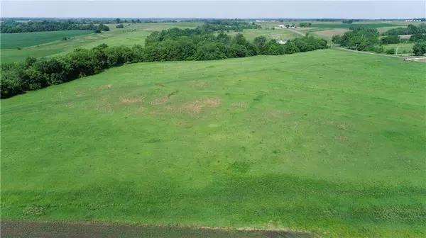 Highway T HWY, Pattonsburg, MO 64670