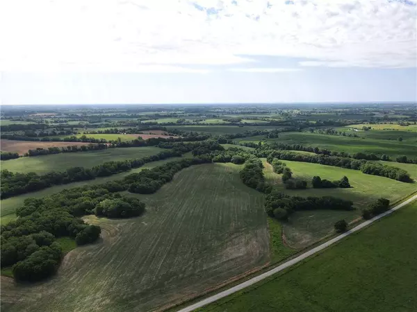 Cowsert DR, Braymer, MO 64624