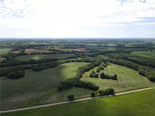 Cowsert DR, Braymer, MO 64624