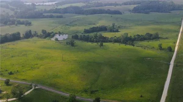 A HWY, Ridgeway, MO 64481