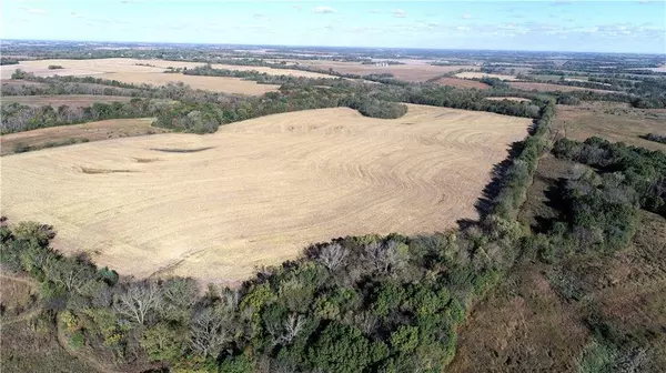 AA HWY, Pattonsburg, MO 64670