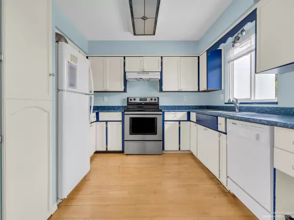 6214 129 ST, Surrey, BC V3X 1S6