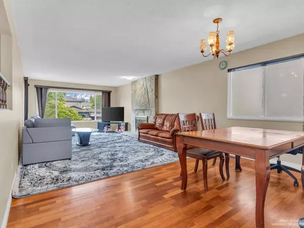 6214 129 ST, Surrey, BC V3X 1S6