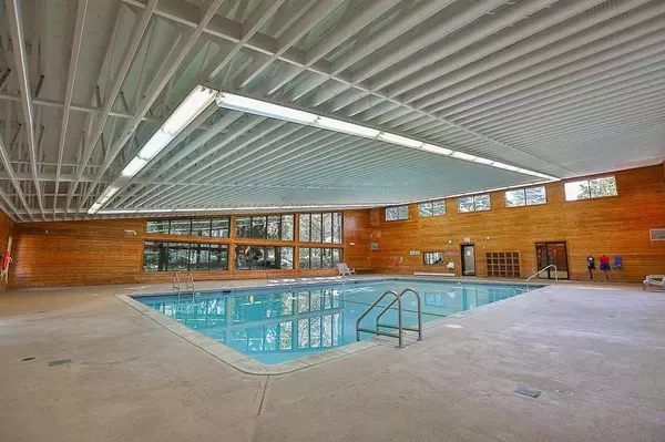 13977 74 AVE #103, Surrey, BC V3W 6G6