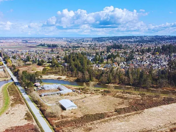 15442 40 AVE, Surrey, BC V3Z 1E6