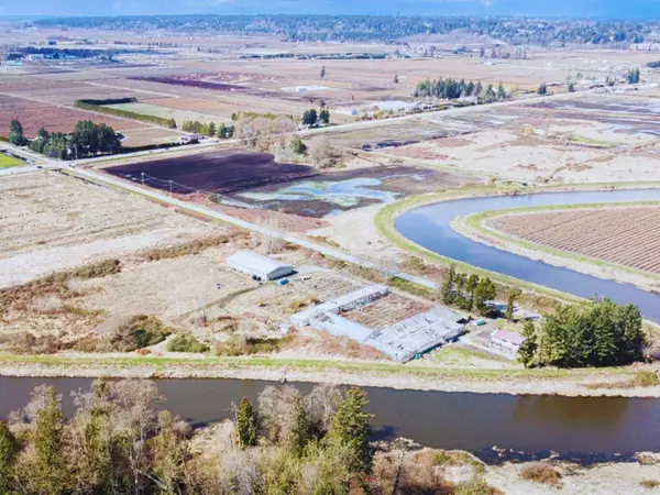 15442 40 AVE, Surrey, BC V3Z 1E6