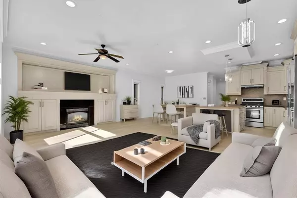 14636 36a AVE, Surrey, BC V4P 0E3