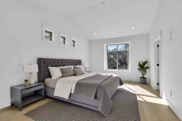 14636 36a AVE, Surrey, BC V4P 0E3