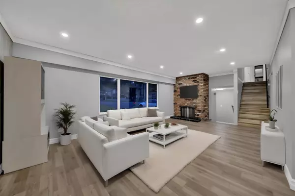 7085 140a ST, Surrey, BC V3W 5L4