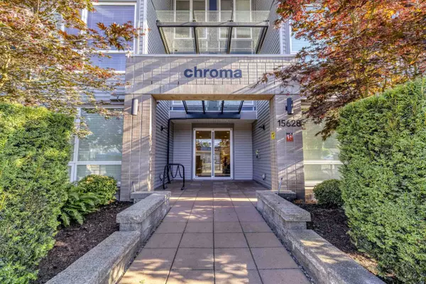 15628 104 AVE #101, Surrey, BC V4N 2J3