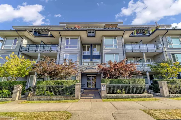 15628 104 AVE #101, Surrey, BC V4N 2J3