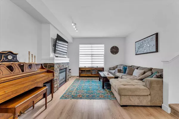 15152 62a AVE #60, Surrey, BC V3S 1V1