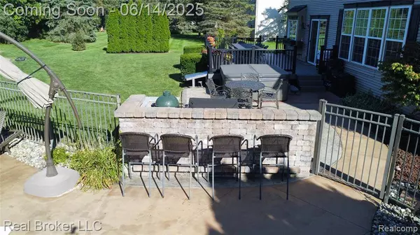 7235 Goldenrod Court, Green Oak Twp, MI 48116