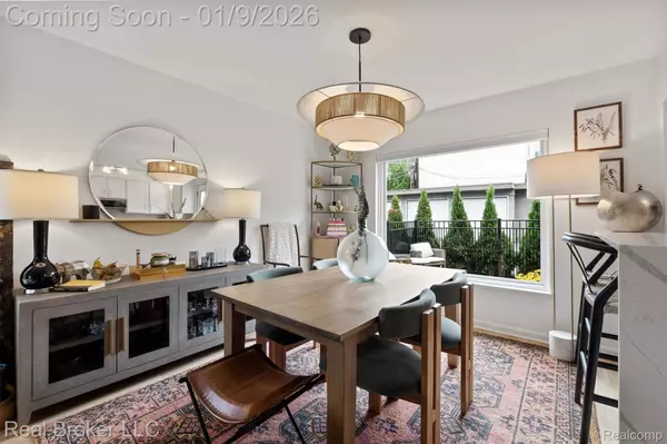 255 Southfield RD, Birmingham, MI 48009