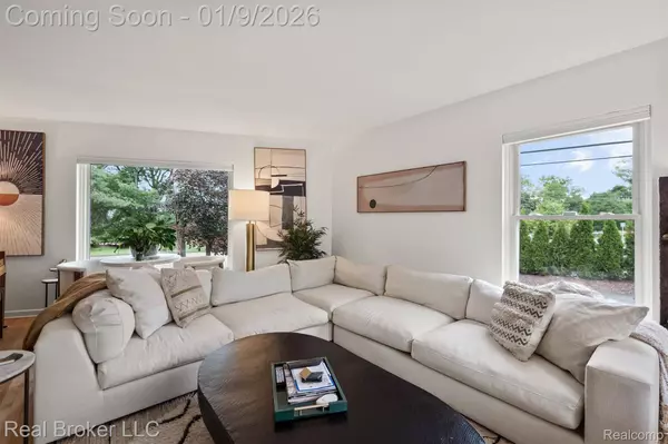 255 Southfield RD, Birmingham, MI 48009