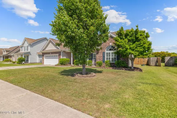 242 Silver Hills DR, Jacksonville, NC 28546