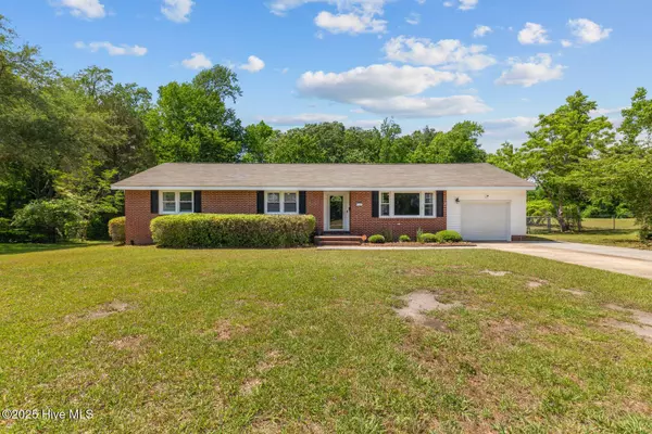 713 Decatur RD, Jacksonville, NC 28540