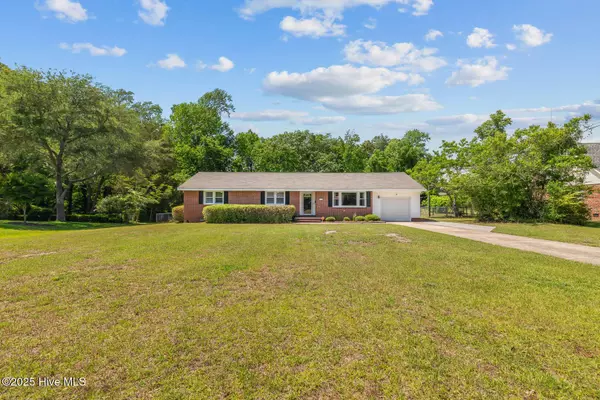 713 Decatur RD, Jacksonville, NC 28540