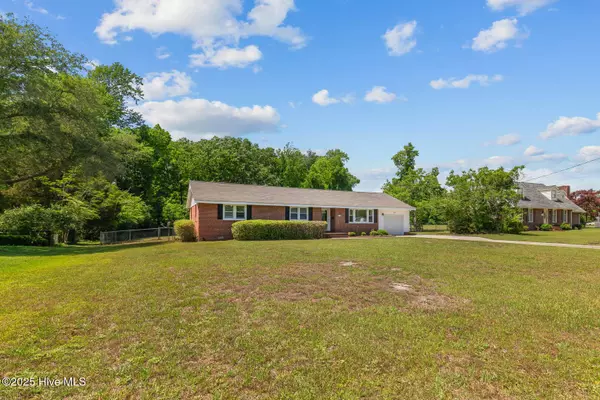 713 Decatur RD, Jacksonville, NC 28540