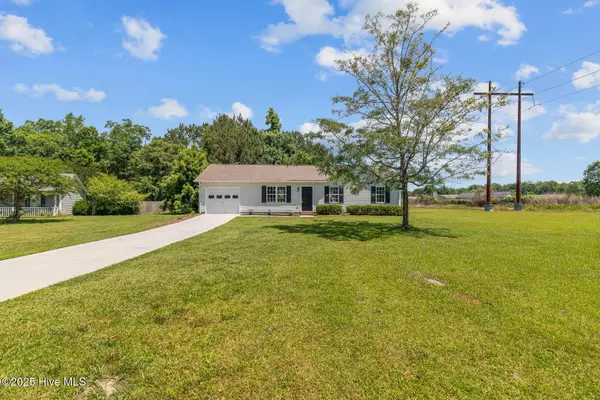 402 Blue Swan CT, Jacksonville, NC 28540