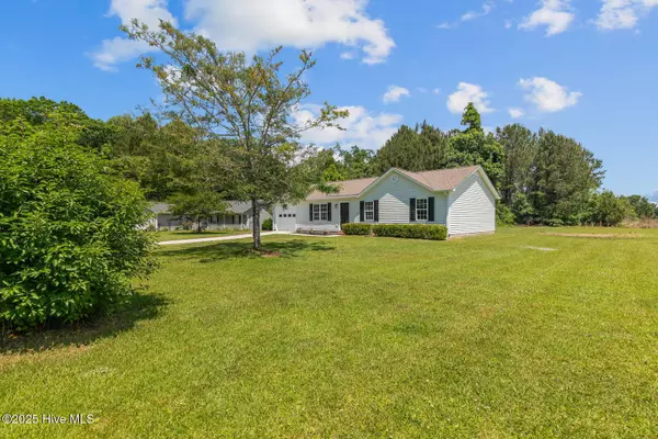 402 Blue Swan CT, Jacksonville, NC 28540