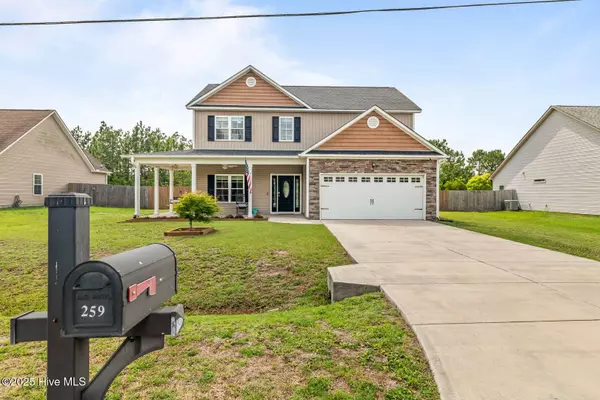 259 E Ivybridge DR, Hubert, NC 28539